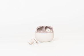 AGM Buds 8 – Ακουστικά Bluetooth 5.4 με 13mm Driver & ANC έως -25dB, IPX4, Μπεζ