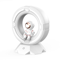 XO Φωτάκι νυκτός σε σχέδιο αστροναύτη XO OZ12