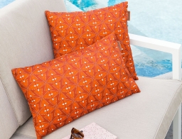 Διακοσμητικό Μαξιλάρι Καρέκλας Adiya Hespéride με αδιάβροχο κάλυμμα και διαστάσεις 40x40x14cm - Amber