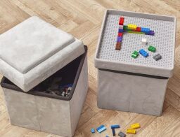 Home Deco Kids Σκαμπό Πτυσσόμενο Με Επιφάνεια για Lego  διαστάσεις 27x27x30cm