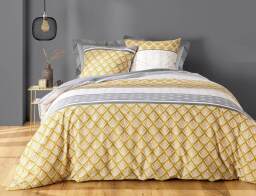 Douceur d'intérieur Σετ Υπέρδιπλη Παπλωματοθήκη & 2 Μαξιλαροθήκες Stria  από πολυεστέρα και βαμβάκι 52TC, με διαστάσεις 220x240cm	