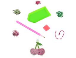 Colorem  Παιδικό Σετ Χειροτεχνίας με διαμαντάκια Lovely Cherries με διαστάσεις 5.6x6.3cm - Περιλαμβάνεται μπρελόκ - Ηλικίες 6 ετών και άνω