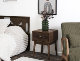 Κομοδίνο Tiffany Home Deco Factory με διαστάσεις 40x40x55cm