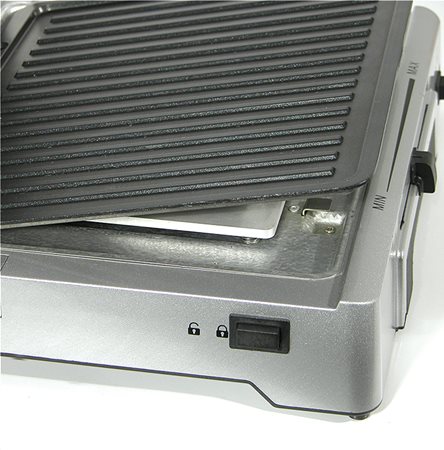 Πλήρες άνοιγμα για ψήσιμο BBQ