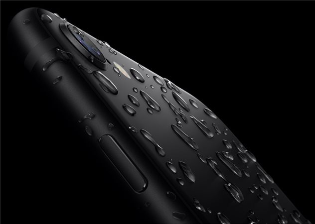  Δε φοβάται το νερό