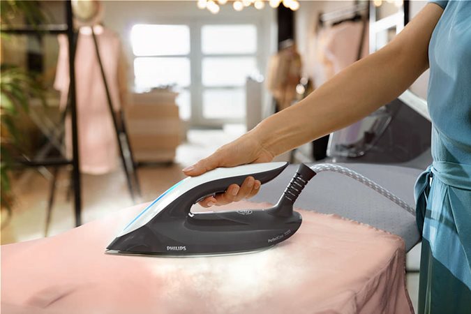 Ελαφρύ σίδερο με άνετη λαβή