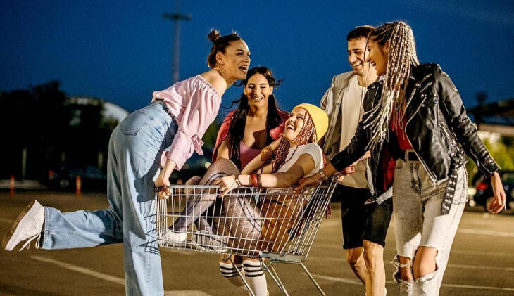 Τριπλή κάμερα για να αποτυπώνεις περισσότερες λεπτομέρειες