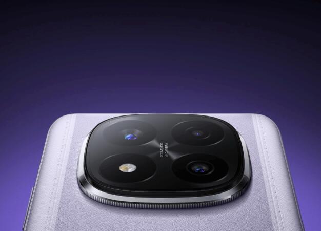 Εντυπωσιακές λεπτομέρειες και νυχτερινή διαύγεια