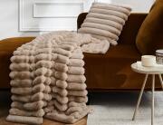 Douceur d'intérieur Κουβέρτα Boudoir  με εσωτερική επένδυση fleece και διαστάσεις 180x220cm - Sand