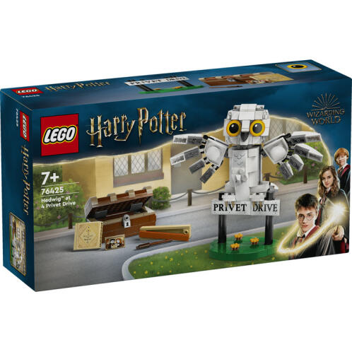 LEGO® Hedwig™ At 4 Privet Drive (76425)