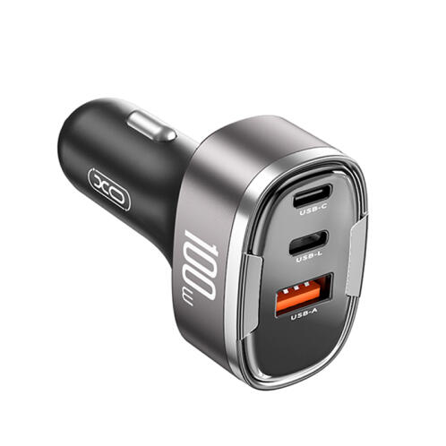 XO Universal φορτιστής αυτοκινήτου με 3 εξόδους, σε μαύρο χρώμα XO CC61