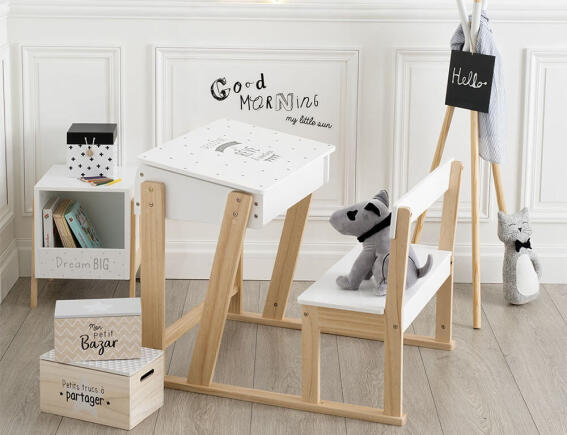 Atmosphera Παιδικό Γραφείο με καρεκλάκι, αποθηκευτικό χώρο και διαστάσεις 64x79x58cm