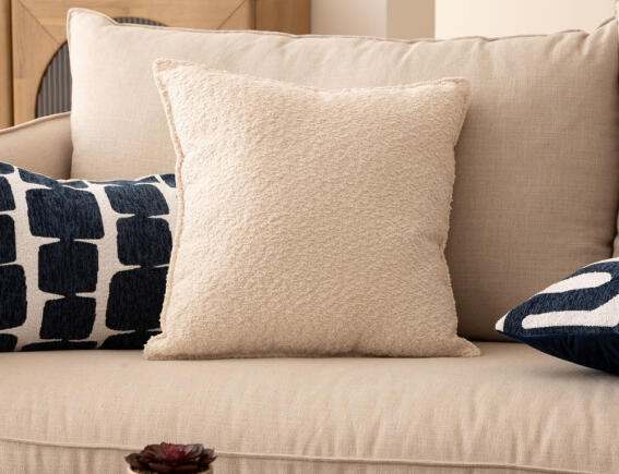 Atmosphera  Διακοσμητικό Μαξιλάρι Saona με διαστάσεις 45x45cm - Ivory