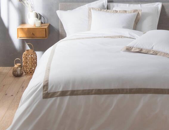 Douceur d'intérieur Σετ Υπέρδιπλη Παπλωματοθήκη & 2 Μαξιλαροθήκες Lauraline  από βαμβάκι 57TC, με διαστάσεις 220x240cm