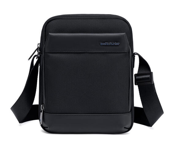 ARCTIC HUNTER τσάντα ώμου K00679 3.4L μαύρη