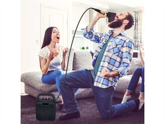 celly microphone with speaker